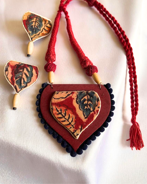 Maroon Printed Fabric Necklace