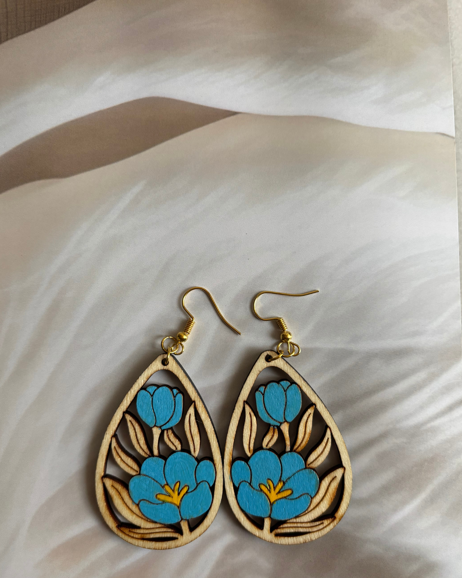 Neelima Bloom Teardrops