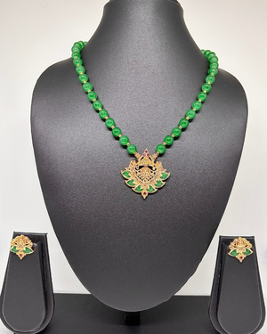 Green Palakka Pendant Necklace