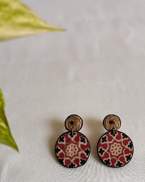 Kalamkari Circle Drops