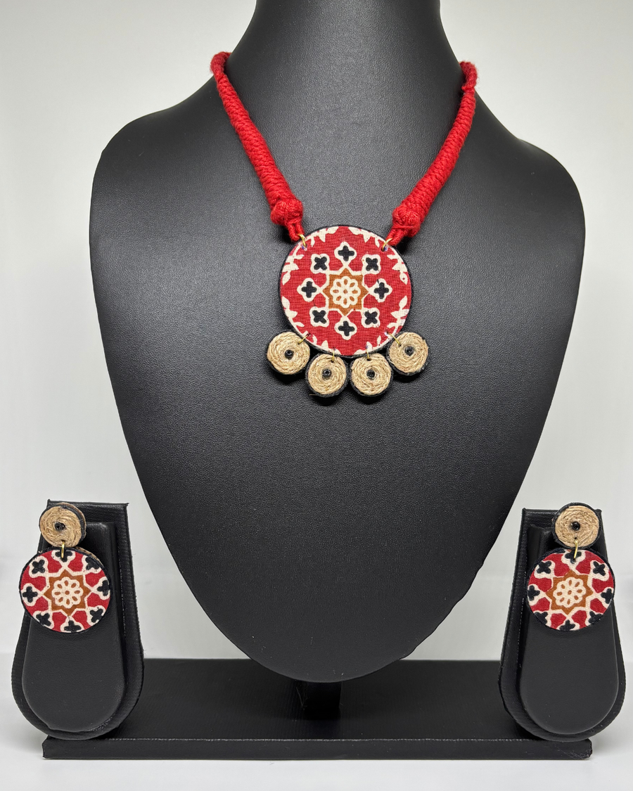 Maroon Printed Fabric Necklace