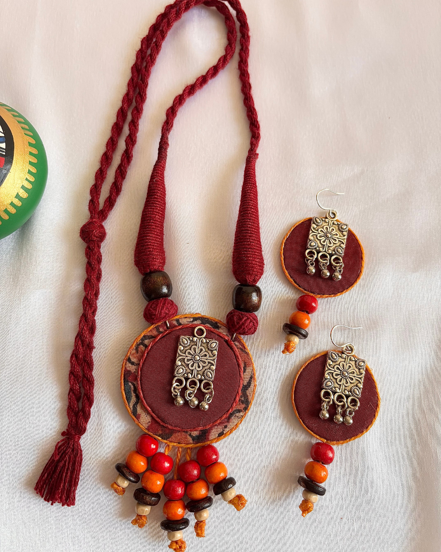 Rangriti Fabric Necklace