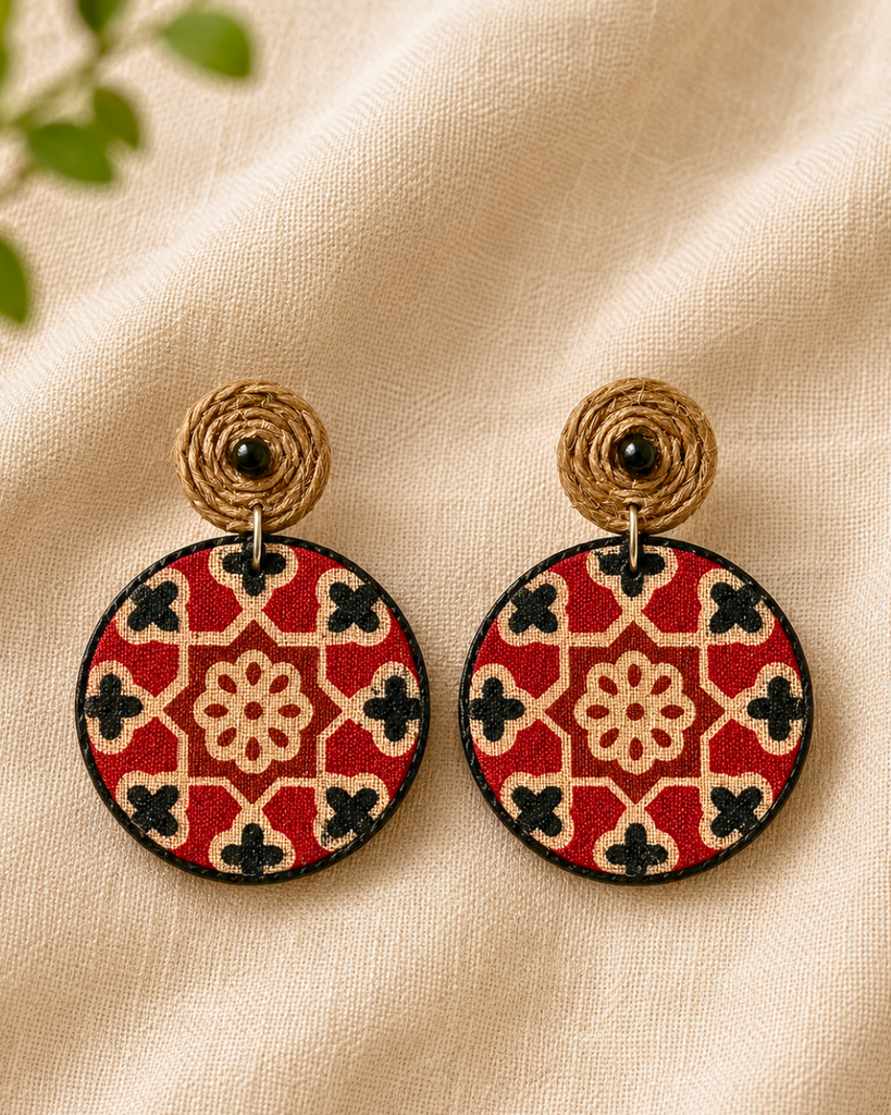 Kalamkari Circle Drops